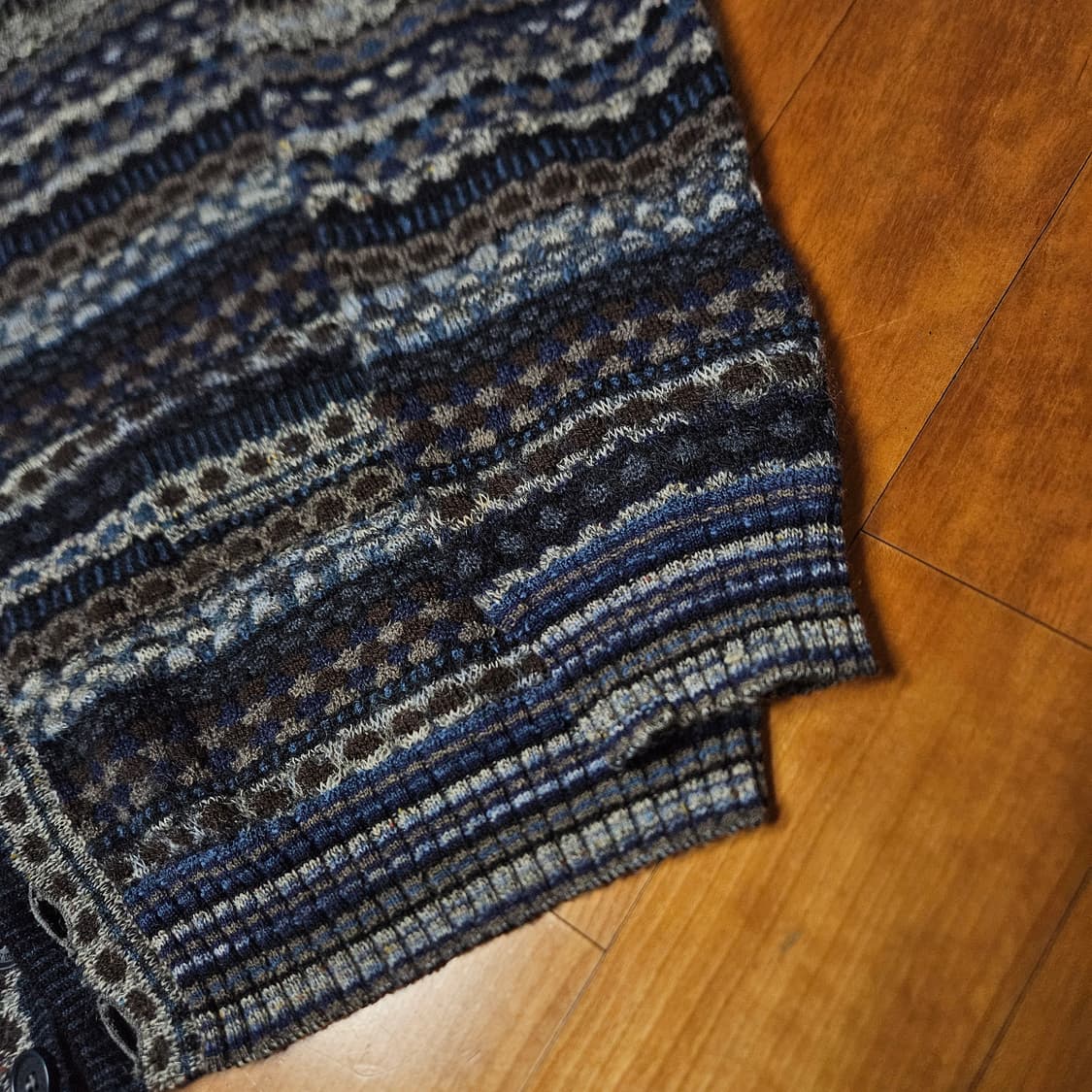 미쏘니 패턴 니트 가디건 블루 상품이미지3