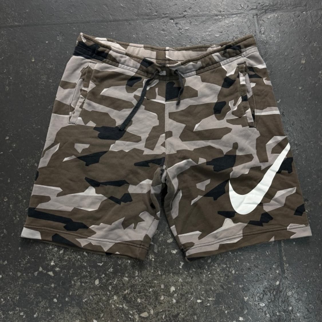 100 나이키 카모 반바지 상품이미지1