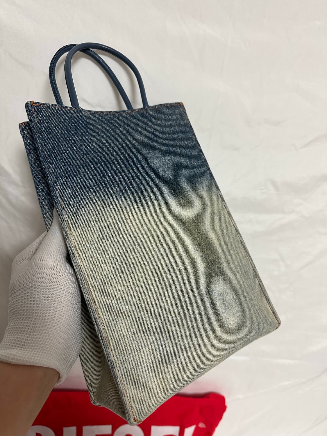 디젤 3D 데님 쇼퍼백 (M) 상품이미지3