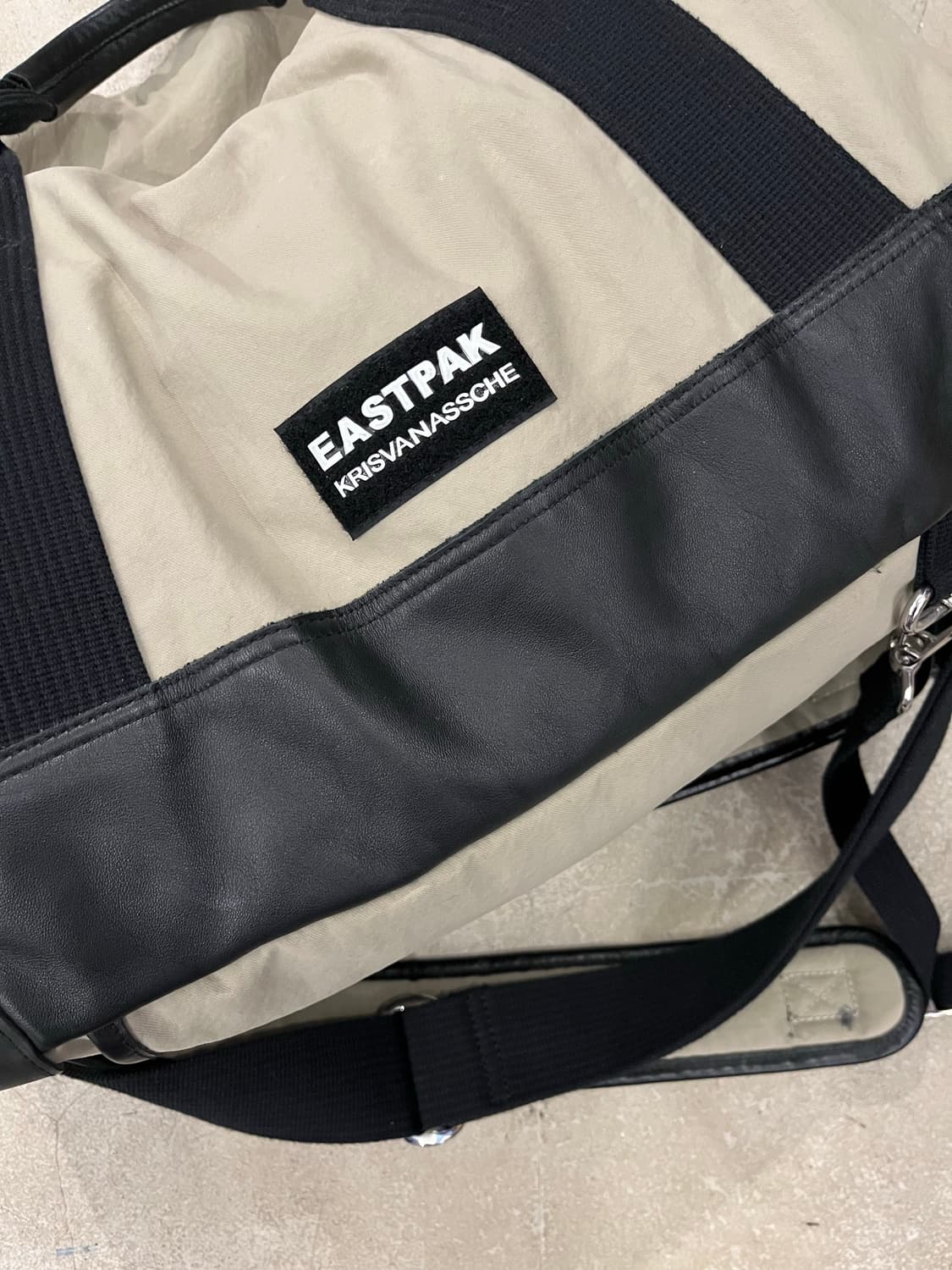 이스트팩 크리스반아쉐 3way 멀티백 상품이미지3