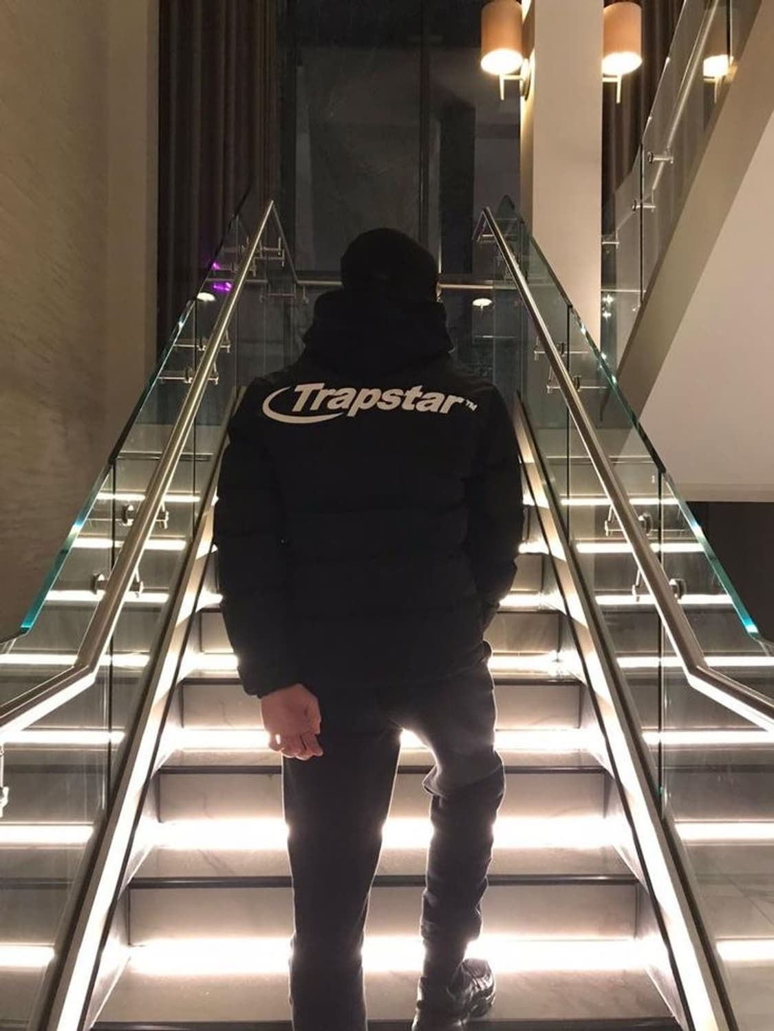 트랩스타 센트럴씨 패딩 상품이미지1