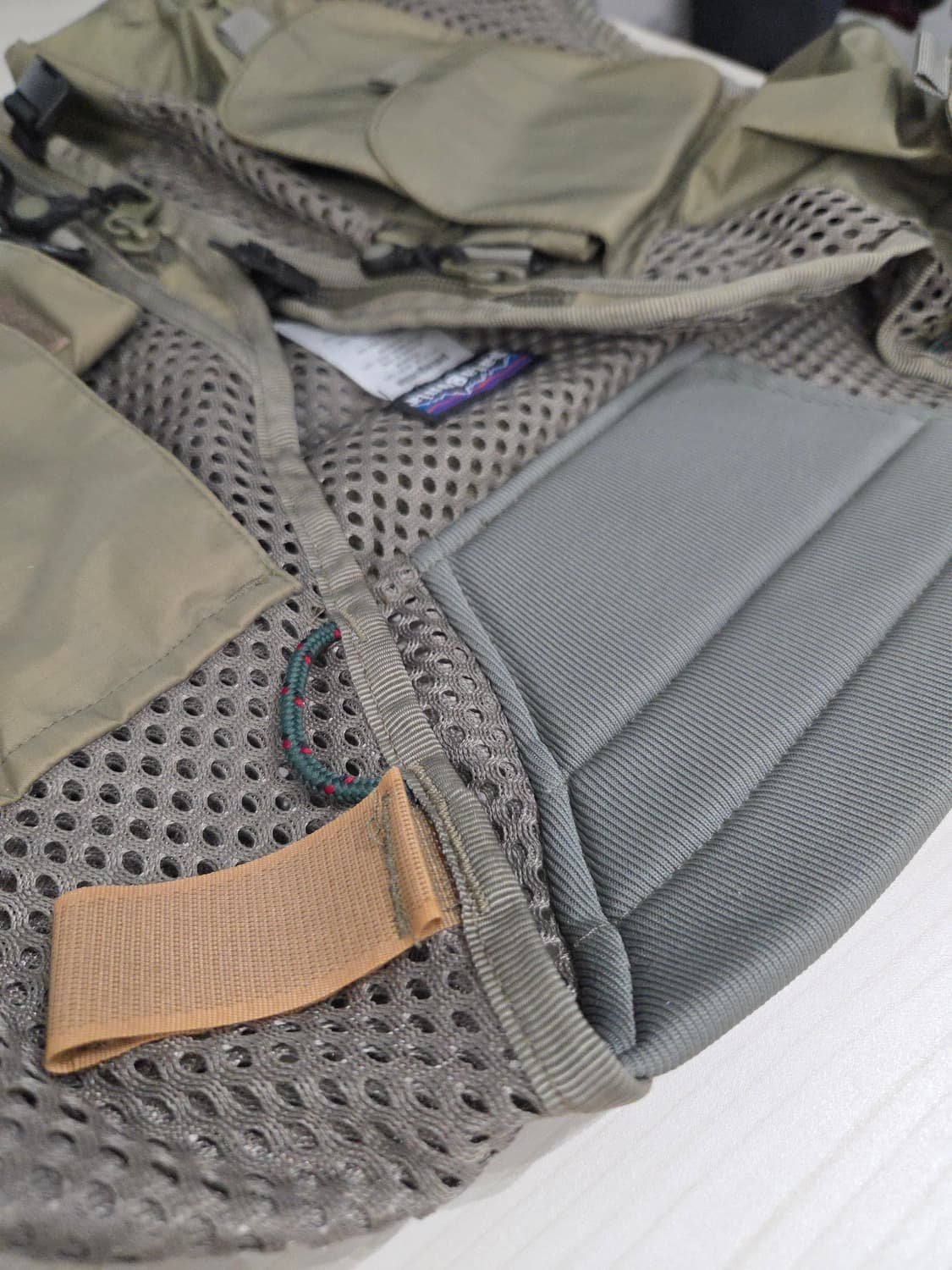 파타고니아 피싱 베스트 올리브 드라이피트_L 상품이미지7