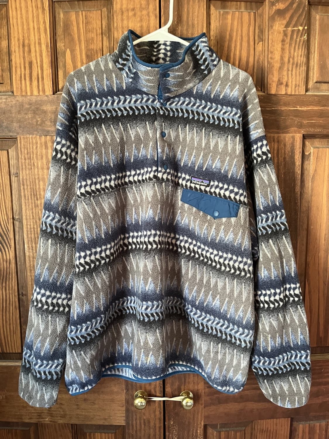 98FW 파타고니아 신칠라 스냅-티 플리스 아즈텍 패턴 상품이미지1