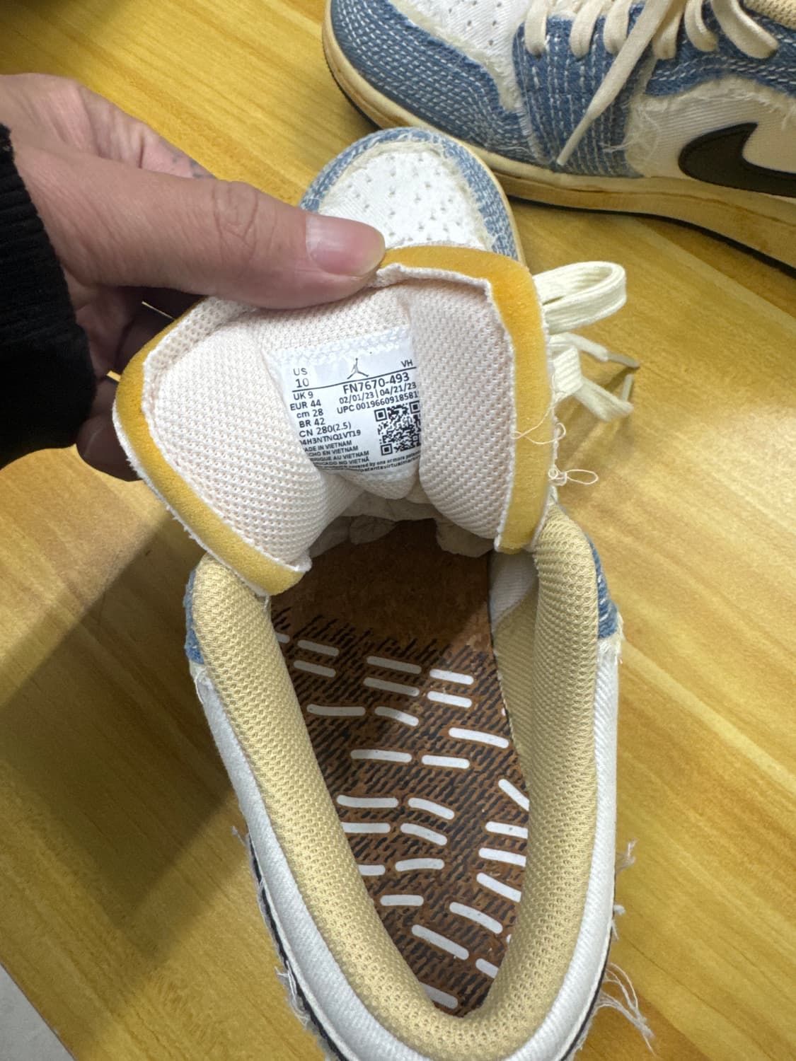 조던 1 로우 월드 메이크 재팬 상품이미지3