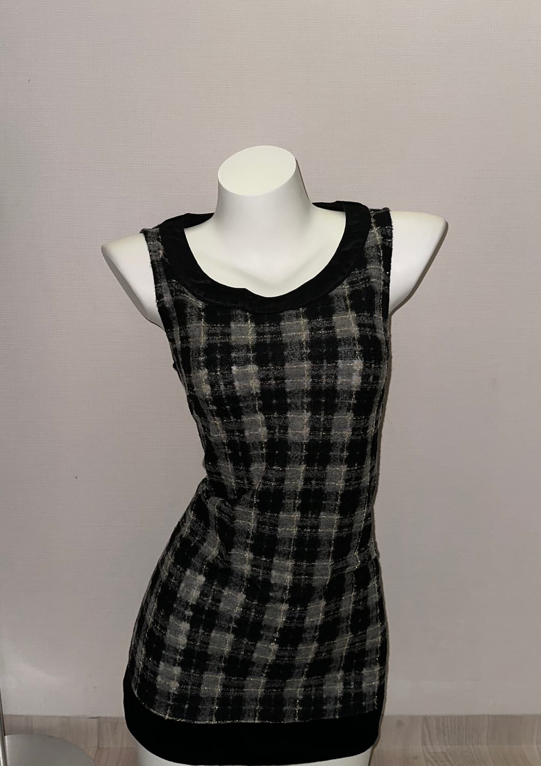 빈티지 트위드 슬리브리스 미니 원피스 상품이미지1