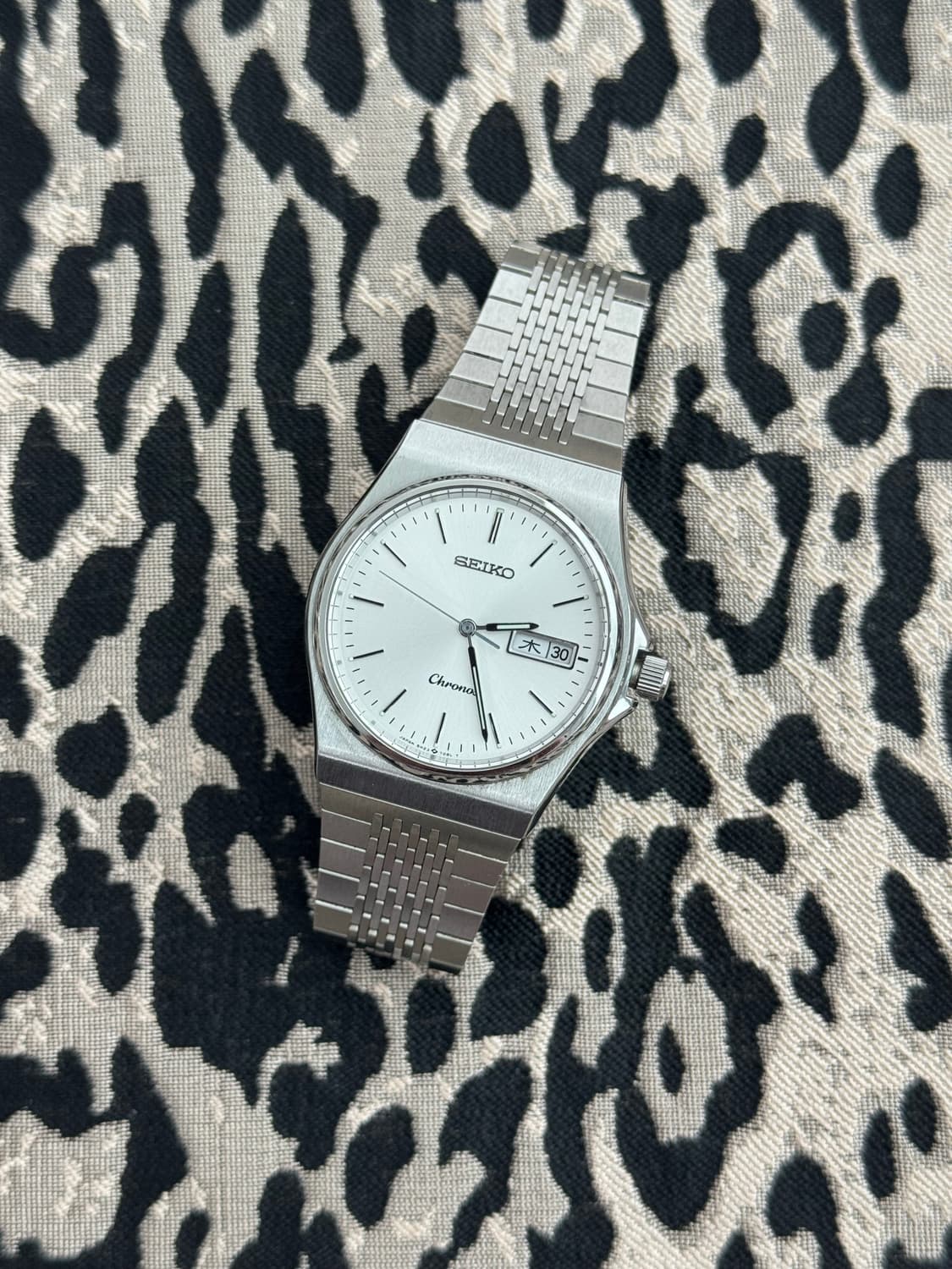80s 빈티지 세이코 크로노스 쿼츠 상품이미지1