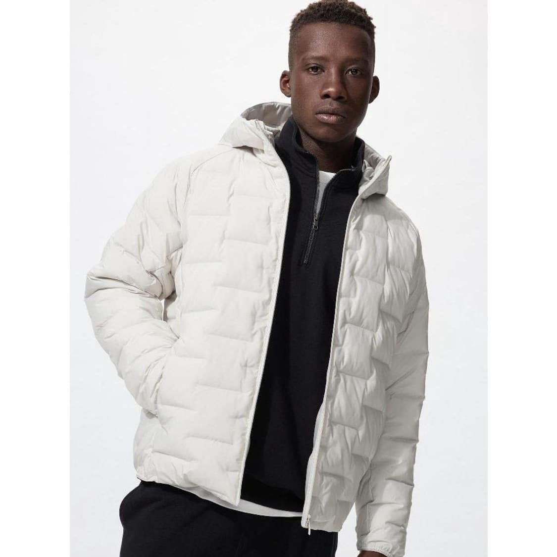 유니클로 퍼프테크 경량패딩 상품이미지1