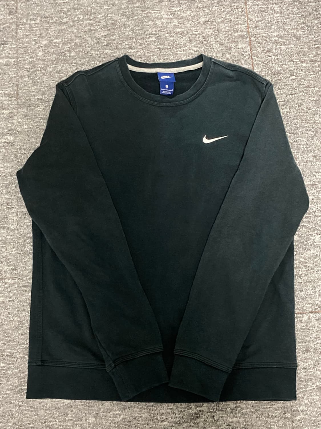 나이키 스우시 맨투맨 블랙 L 상품이미지1