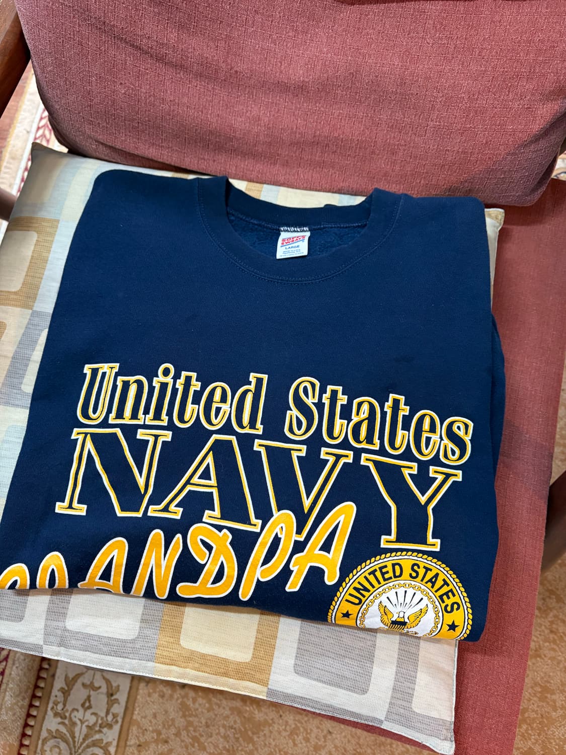 90's U.S Navy Soffee Sweatshirt. 상품이미지9