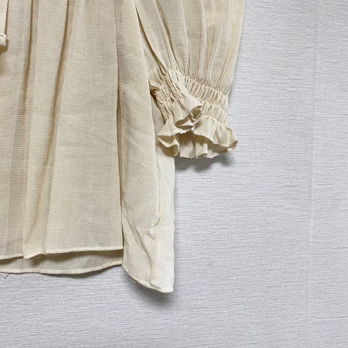 솔트비 반팔 스트링 리본 스퀘어넥 블라우스 S 상품이미지3