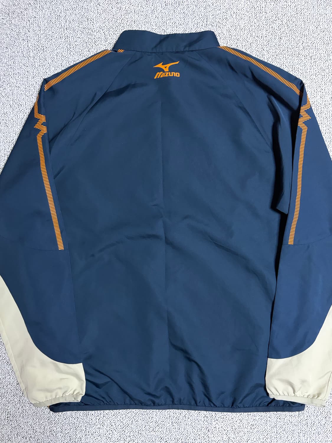 미즈노 하이넥 경량 우븐 아노락 바람막이  상품이미지3