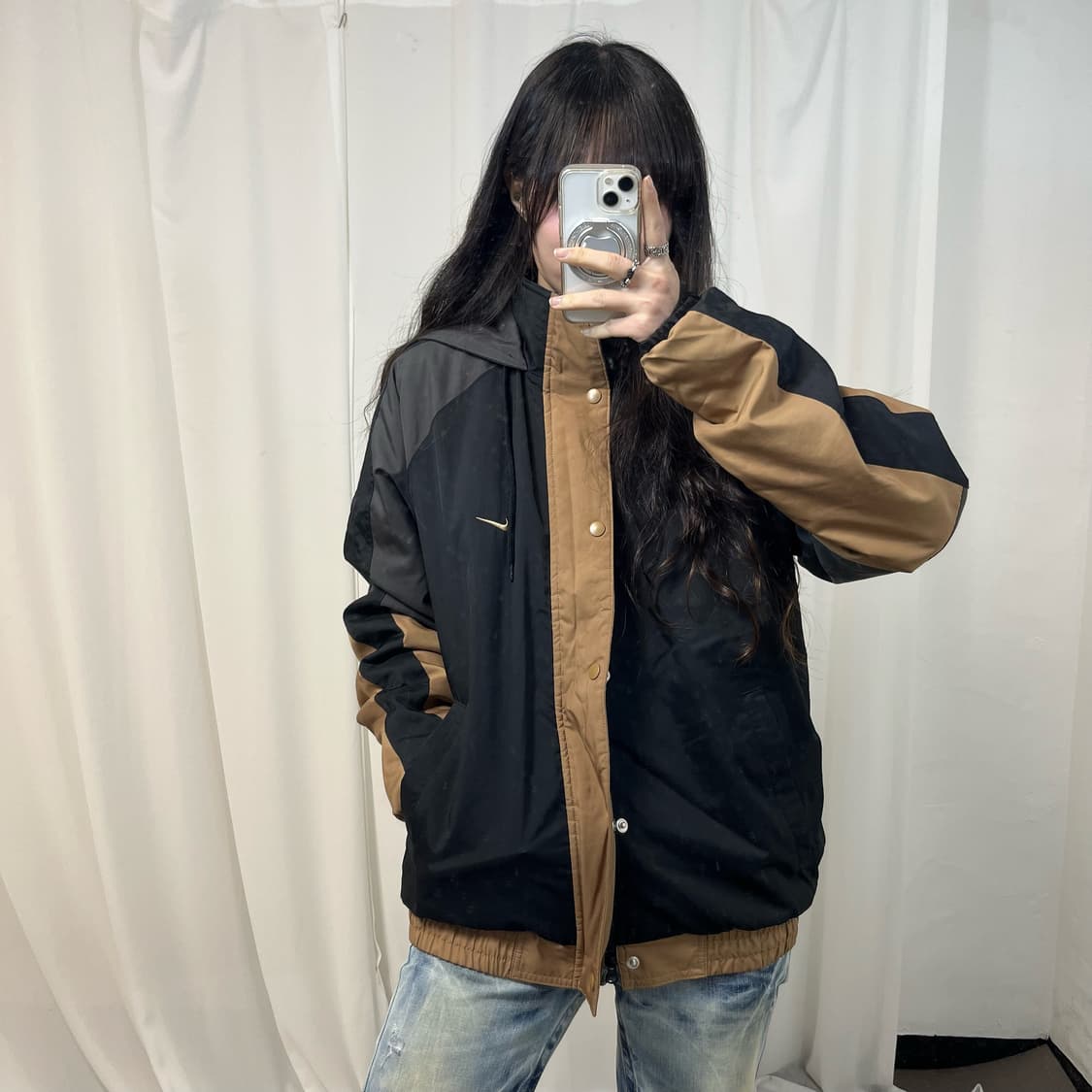 Nike Black Jumper 상품이미지1