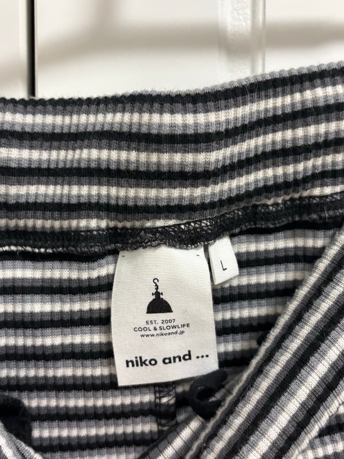 니코앤드 스트라이프 롱스커트 상품이미지3