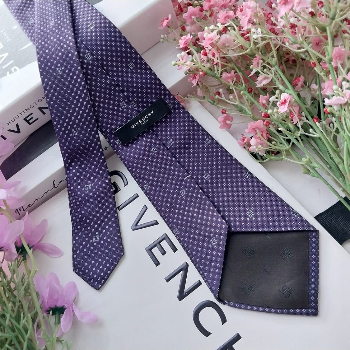 지방시 실크 퍼플 4G 패턴 넥타이 9cm S~A+등급 K1421
 상품이미지5