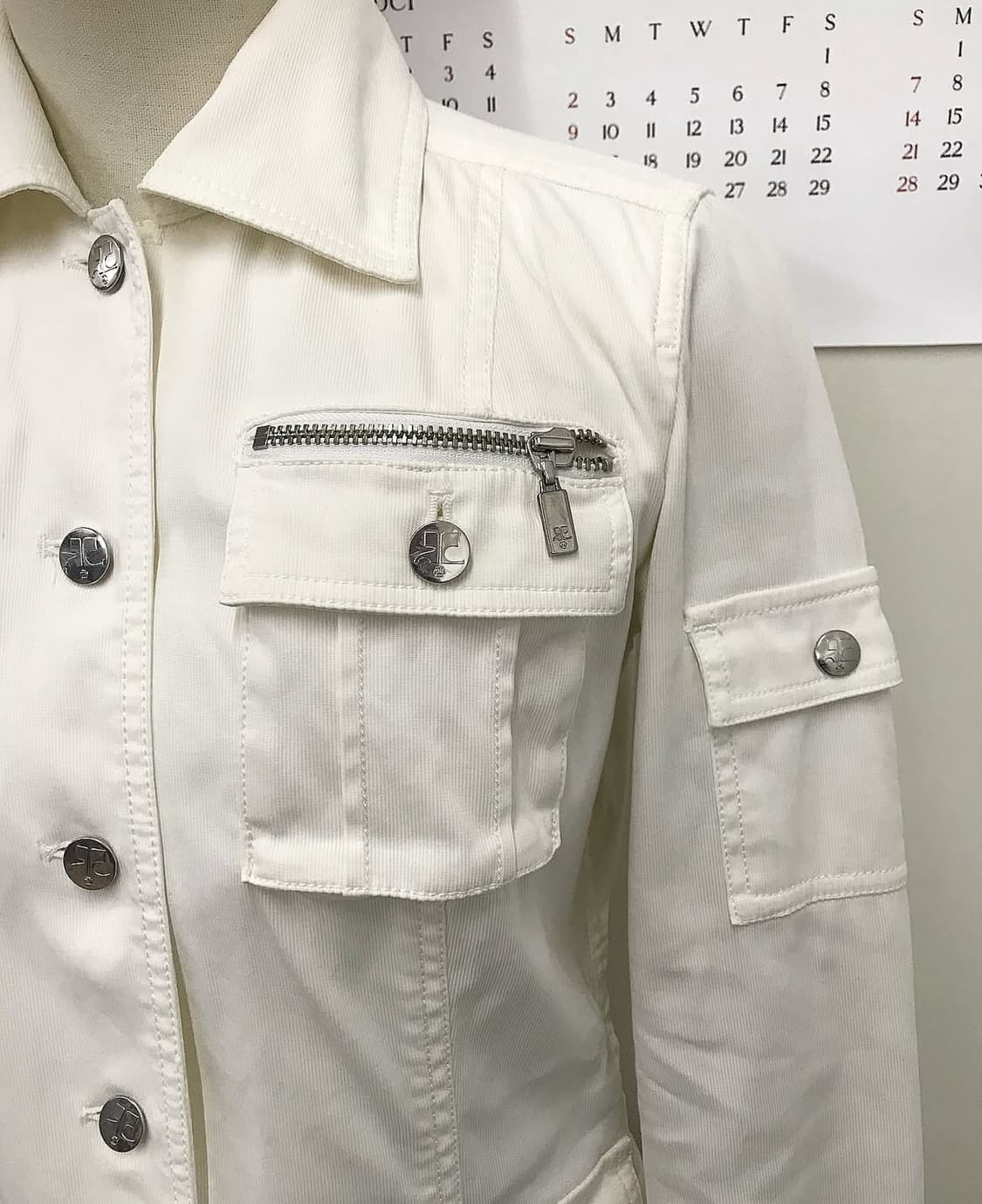 꾸레쥬 로고 은장 자켓 상품이미지7