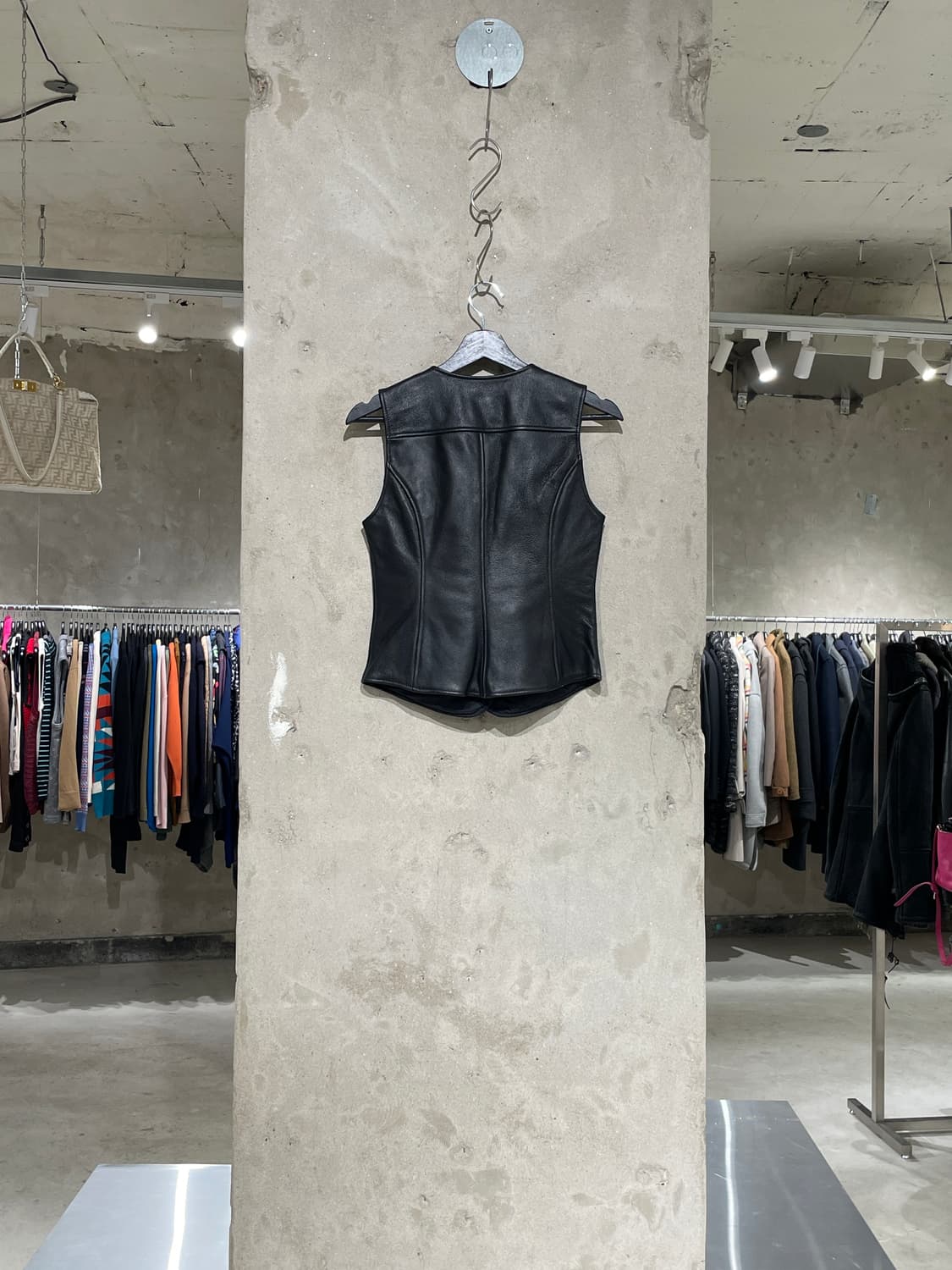 할리 데이비슨 블랙 카우 레더 베스트  상품이미지6