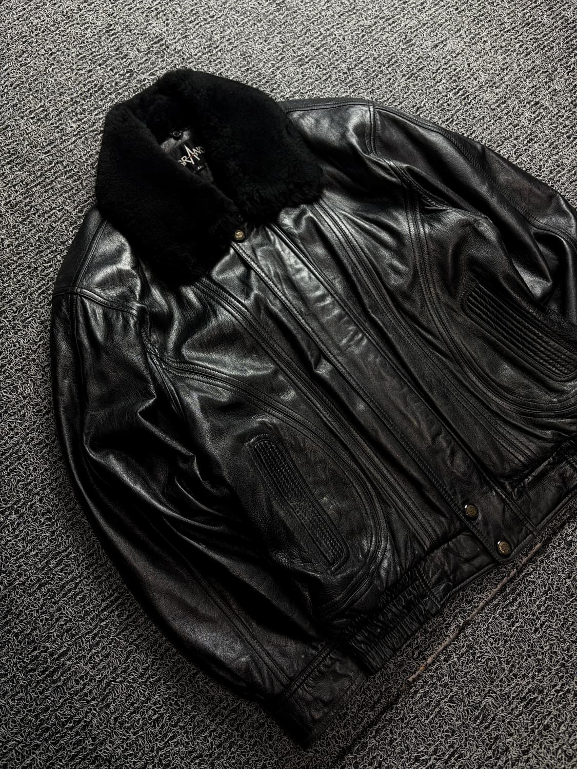 Grand 빈티지 램스킨 블랙 레더 봄버 무스탕 1472 상품이미지1