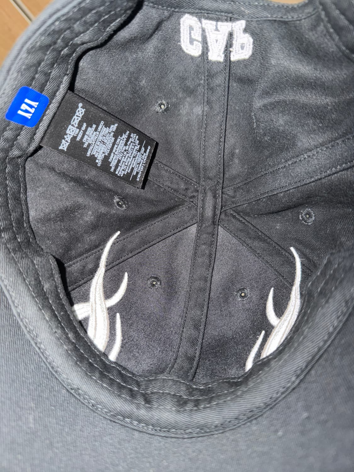 이지갭 발렌시아가 플레임 캡 상품이미지2