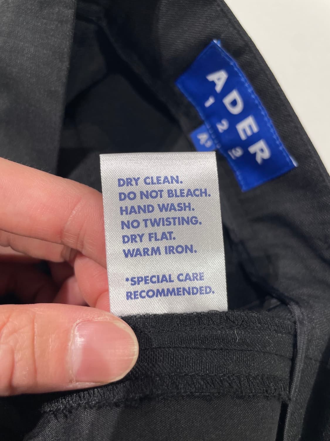 아더에러 블랙 장르리스 햄 패널 슬랙스 상품이미지8