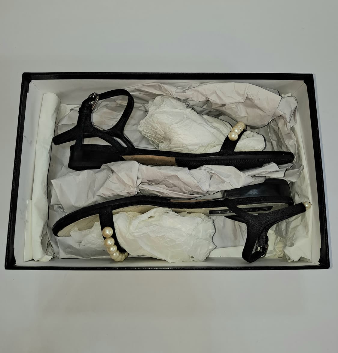 [CHANEL] 샤넬 진주 스트랩 샌들 38C 상품이미지4