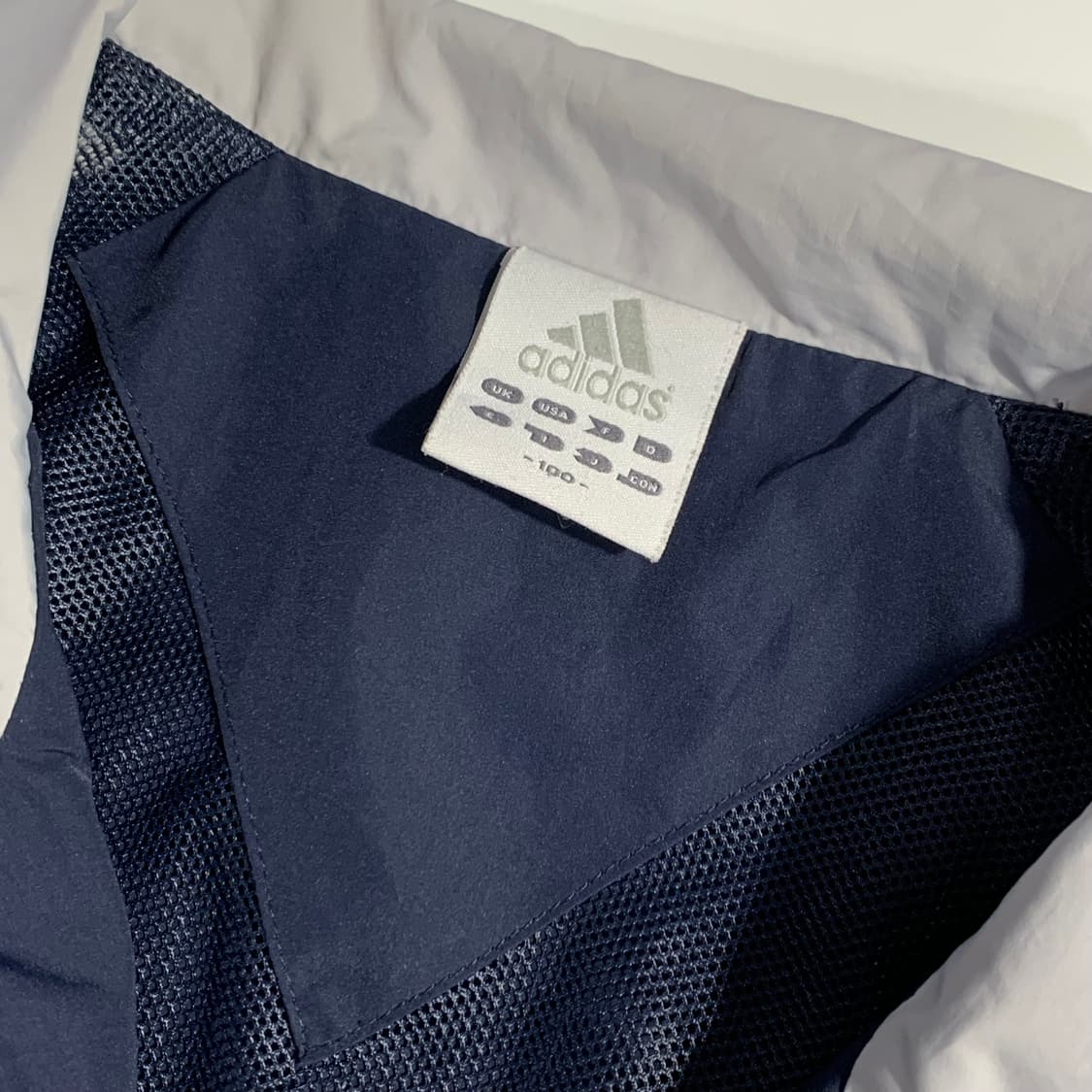 아디다스 올드스쿨 바람막이   상품이미지3