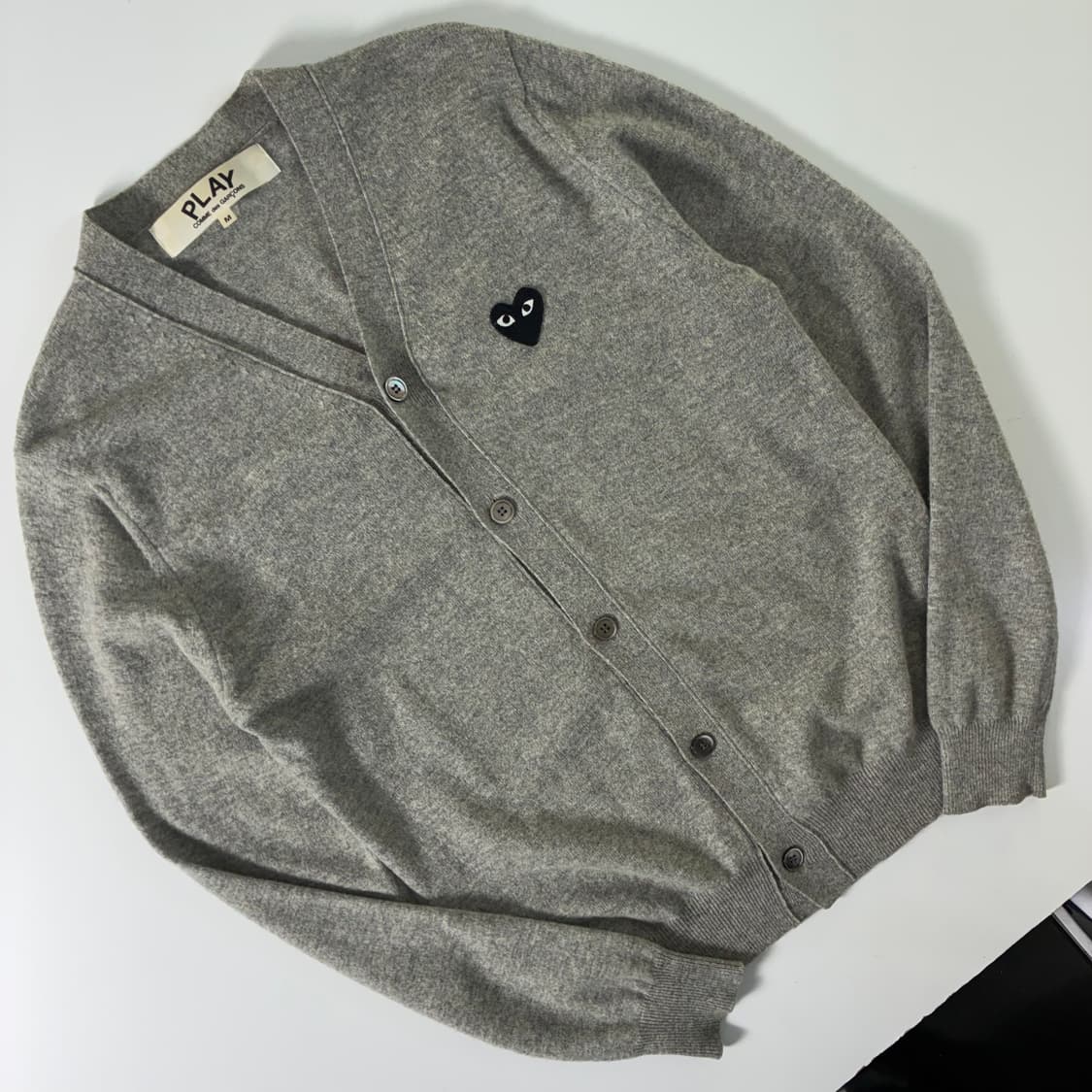 Comme des Garcons 꼼데가르송 라이트그레이 블랙와펜 가디건 상품이미지2