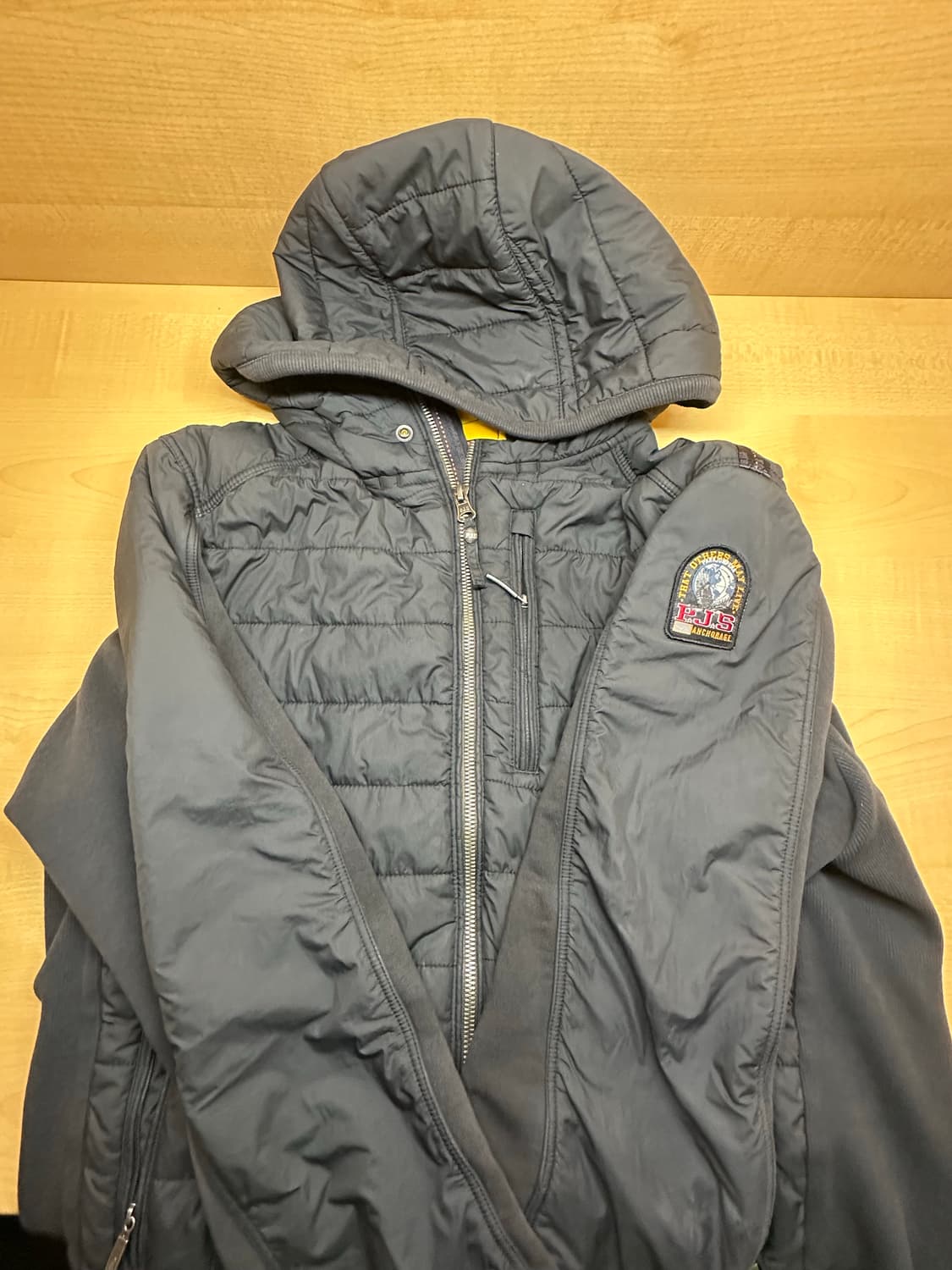 파라점퍼스 경량패딩 M 상품이미지1