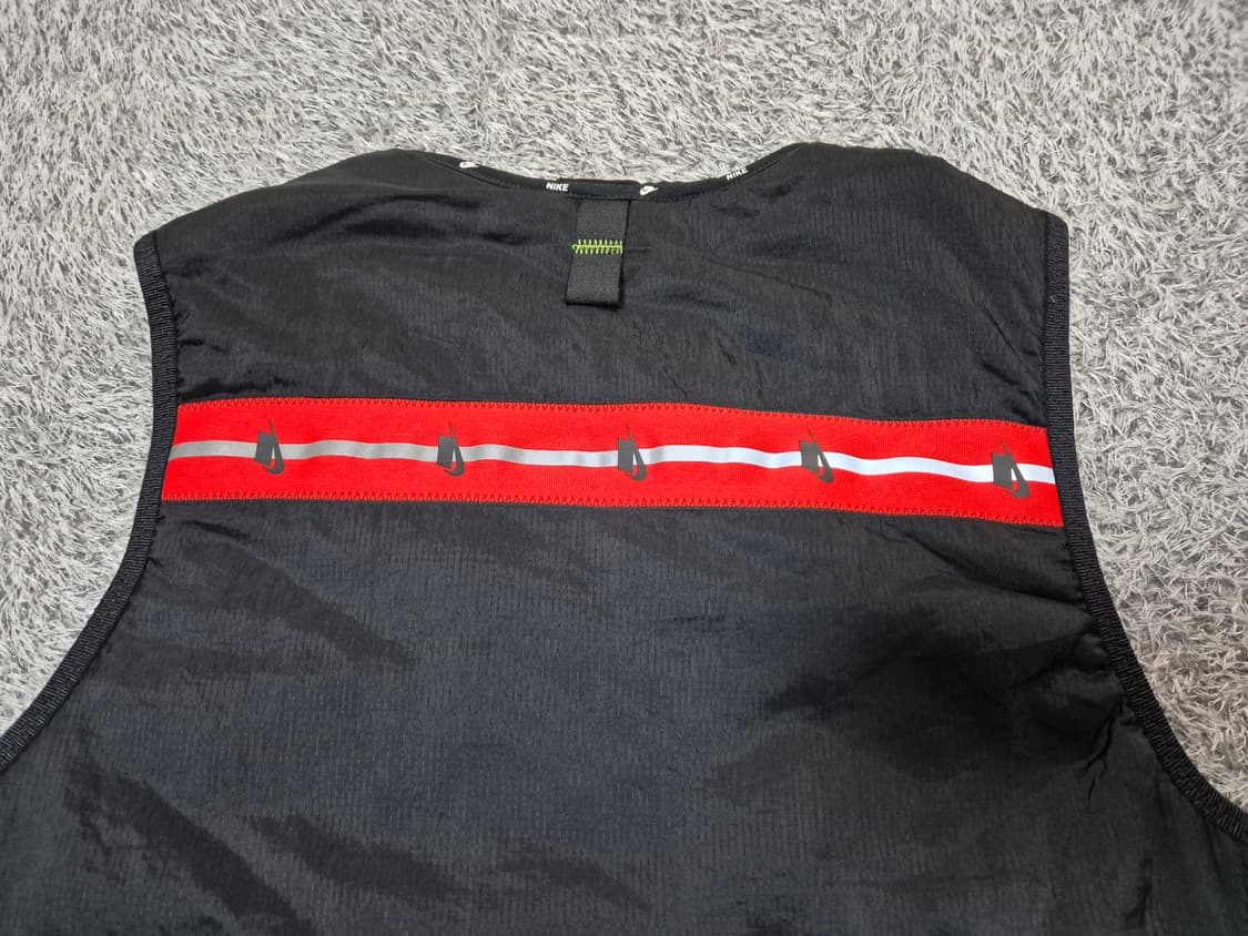 [새상품]나이키 남성 에어로레이어 베스트 M 상품이미지5