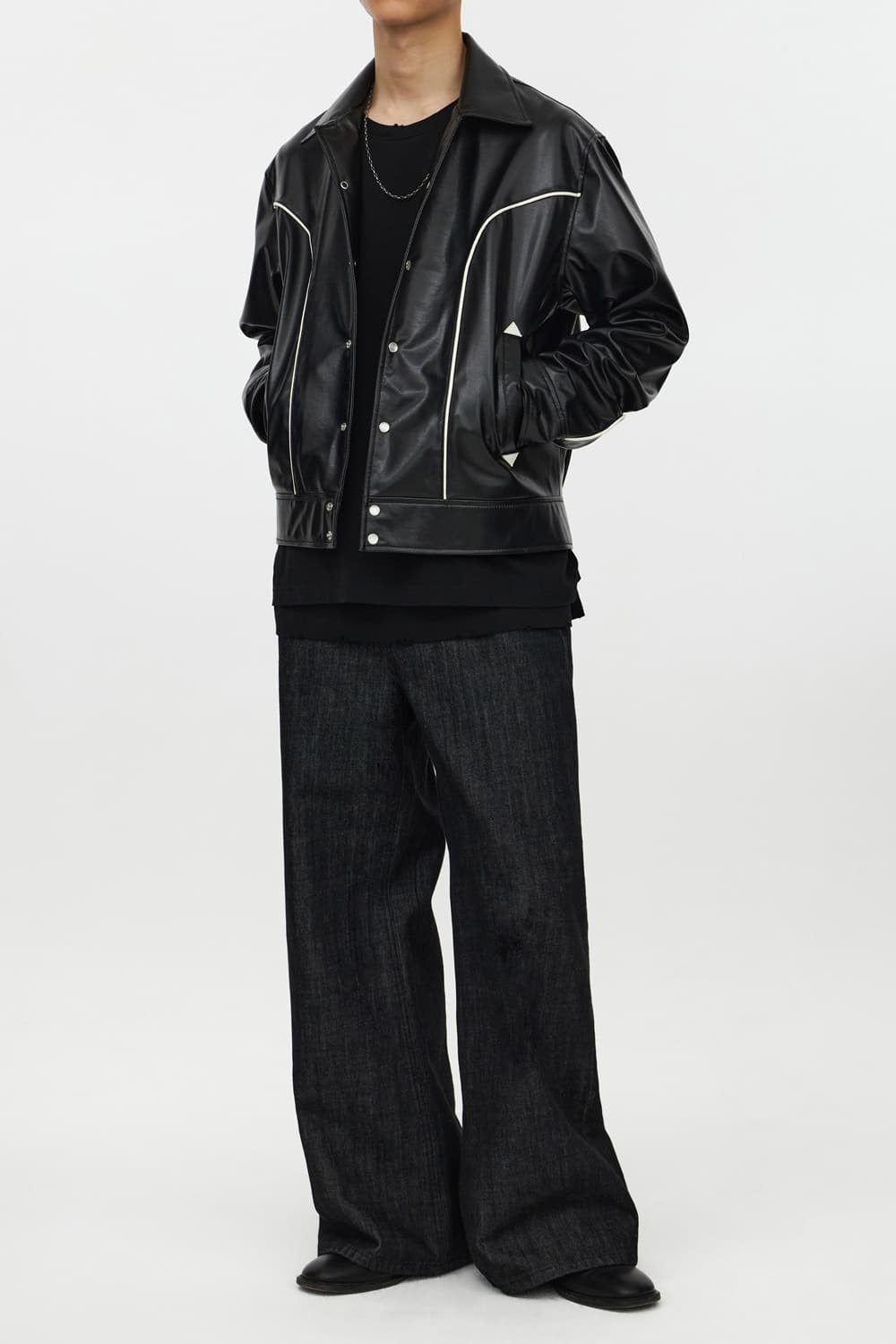 Youth 유스 블랙 faux 레더 자켓 민트급 (moon/M) 상품이미지2