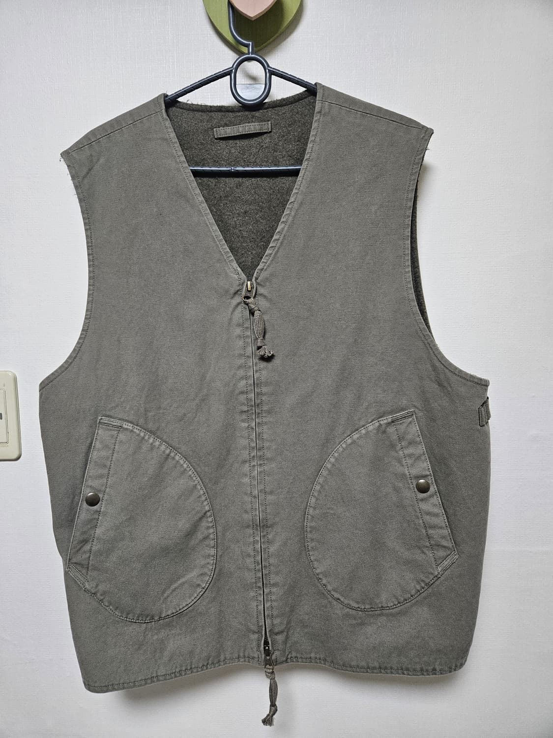 [3] 타임리스스포츠웨어 덱베스트 카키 상품이미지2