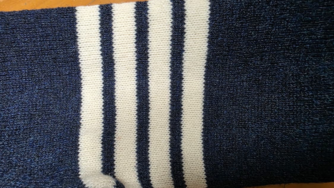 [새상품급,5]톰브라운 셰틀랜드 니트 네이비 상품이미지4