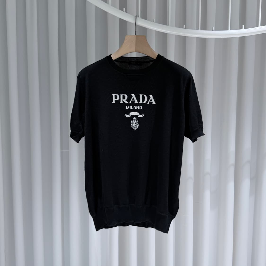 (S/48) / 프라다 로고 크루넥 반팔 니트 상품이미지1