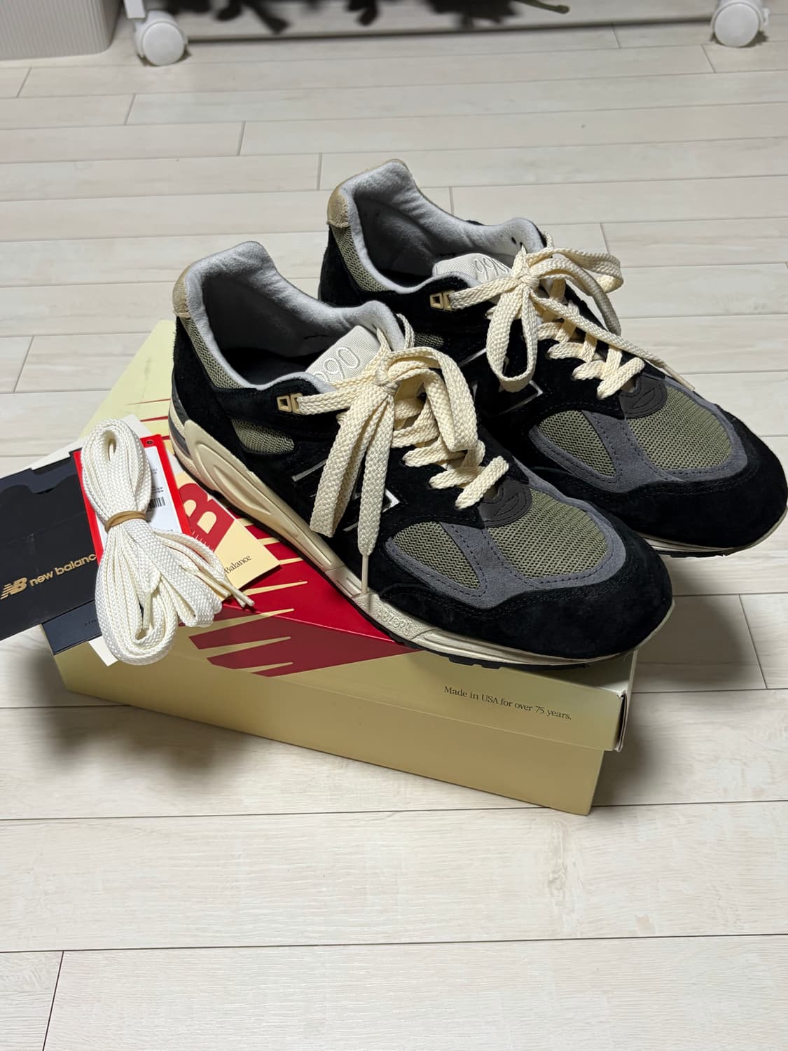 뉴발란스 990 블랙트루카모 280 상품이미지1