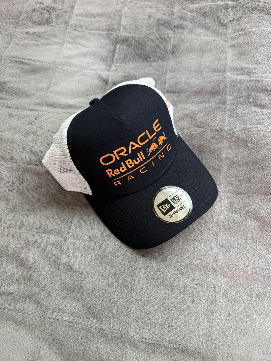 레드불 레이싱 뉴에라 E-Frame 트럭커 캡(A+ 중고상품) 상품이미지1