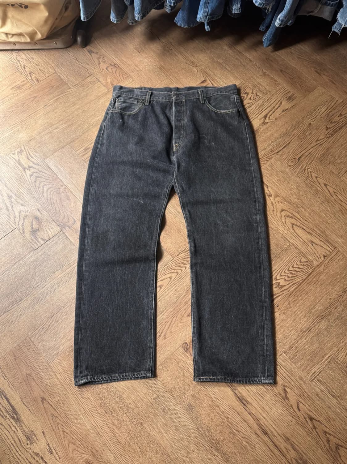 [38]리바이스 501 빈티지 리페어드 흑청 데님 팬츠 상품이미지1