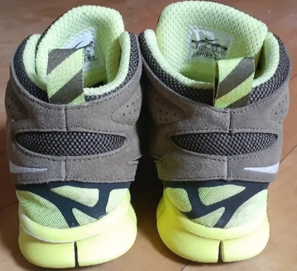 나이키 프리런2 스니커부츠 브라운 볼트 270 상품이미지5