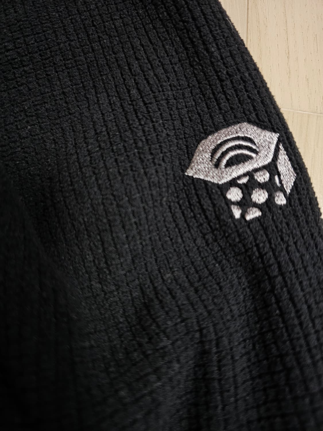 마운틴하드웨어 그리드 플리스 쿼터집 M (95) 검정 상품이미지4