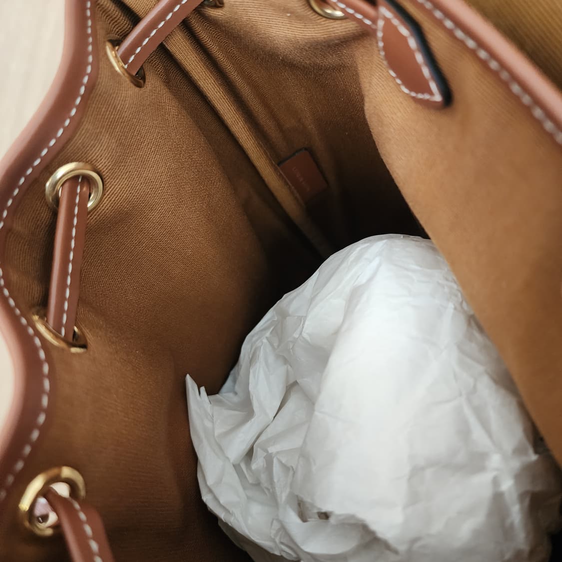 셀린느 폴코 백팩 상품이미지3