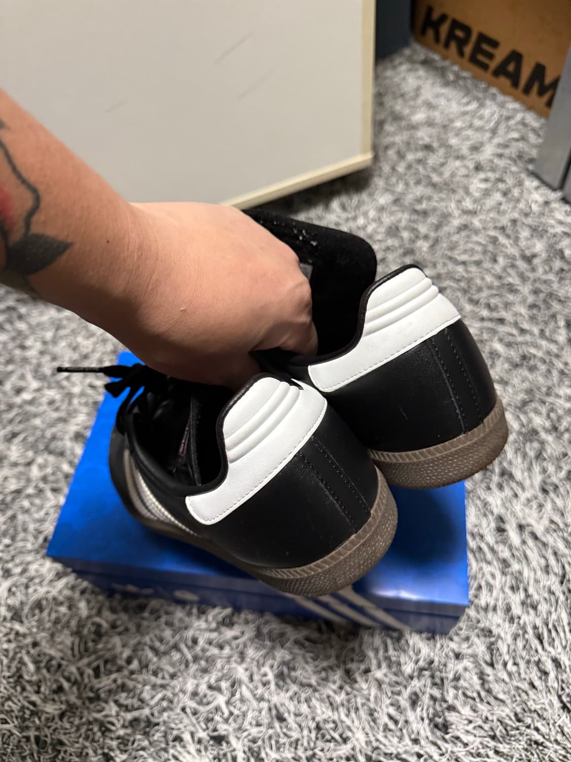 아디다스 삼바 x 베이프 블랙 상품이미지4