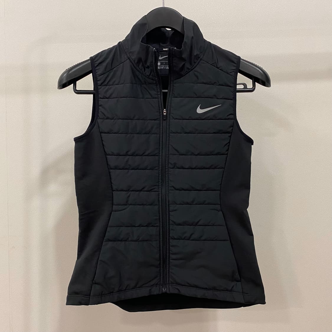 나이키 러닝 에센셜 필드 패딩 조끼 상품이미지1