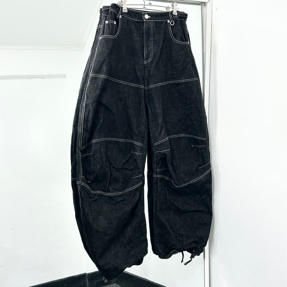 배드블러드 스쿼드 컨백스 팬츠 상품이미지4