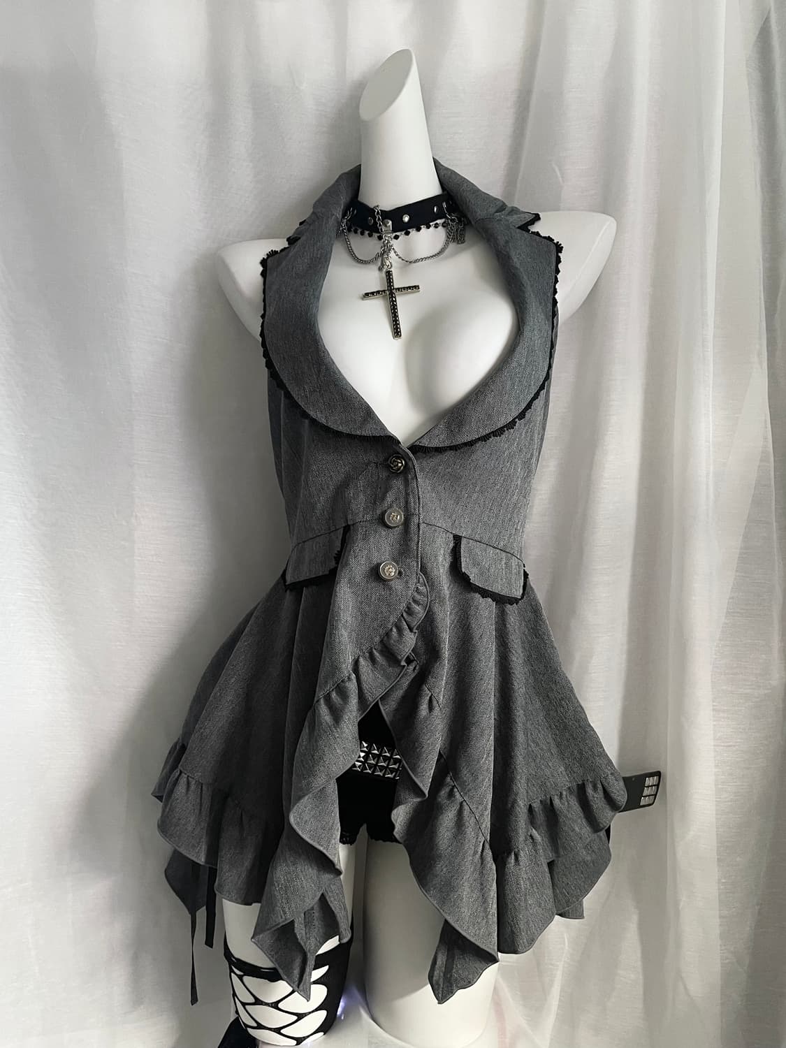 Axes femme 엑시즈팜 셔링 베스트 공겜여주 상품이미지1