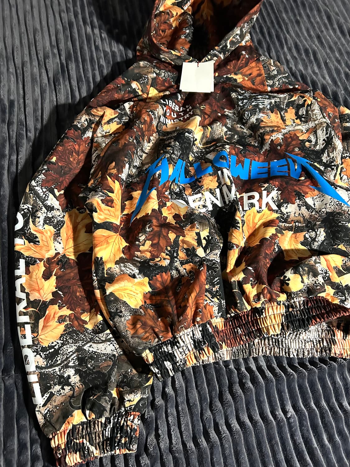 Liberal Youth Ministry Hood Windbreaker 상품이미지2