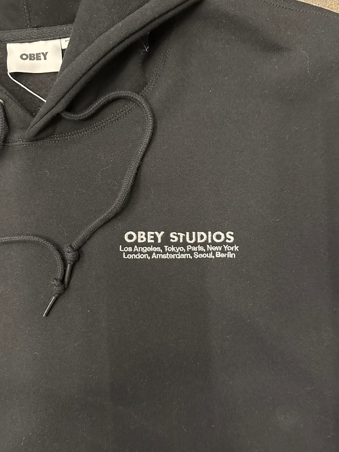 오베이 월드와이드 스튜디오 후드티 XXL 상품이미지3