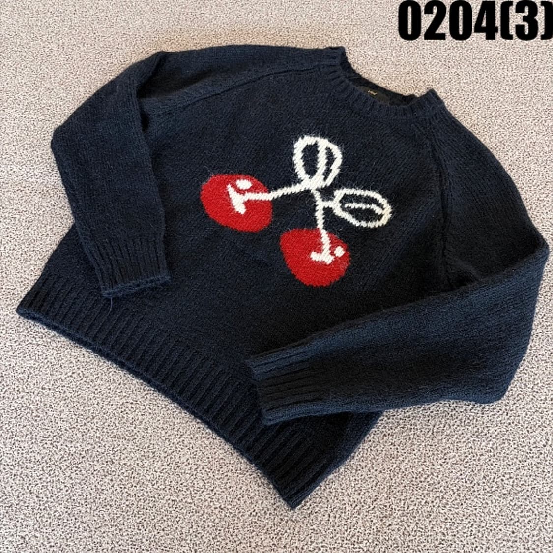 [F] 르샵 여성 체리 자수 패턴 네이비 니트 스웨터 0204(3) 상품이미지1