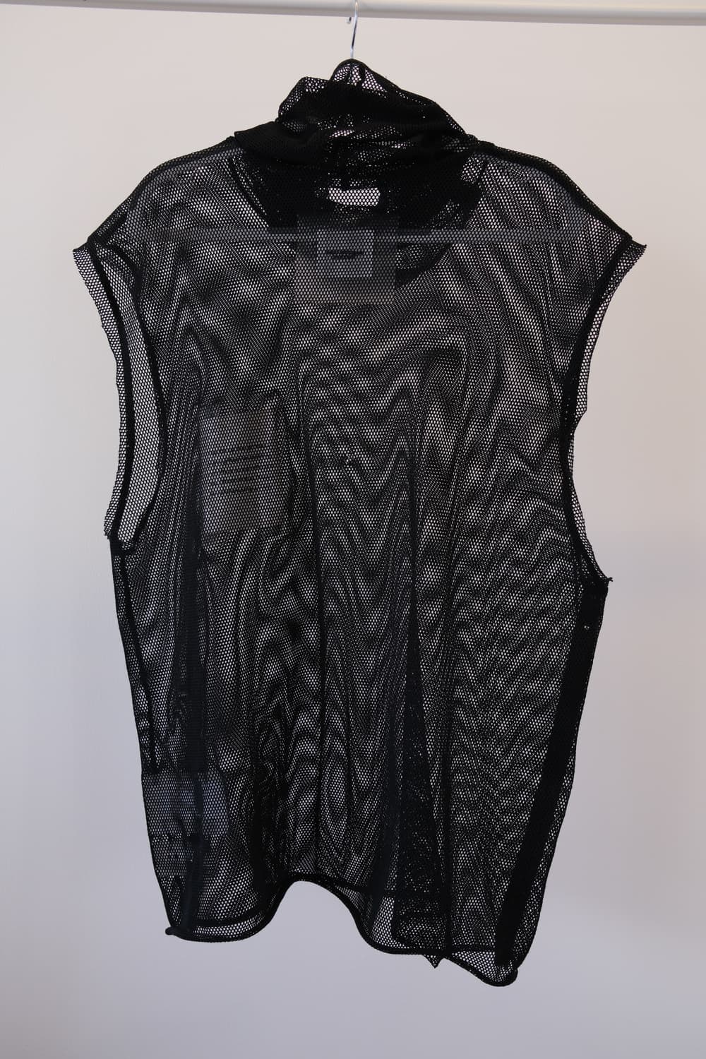 솔로이스트 NOT TURTLENECK SLEEVELESS 메쉬 탑 셔츠 상품이미지7