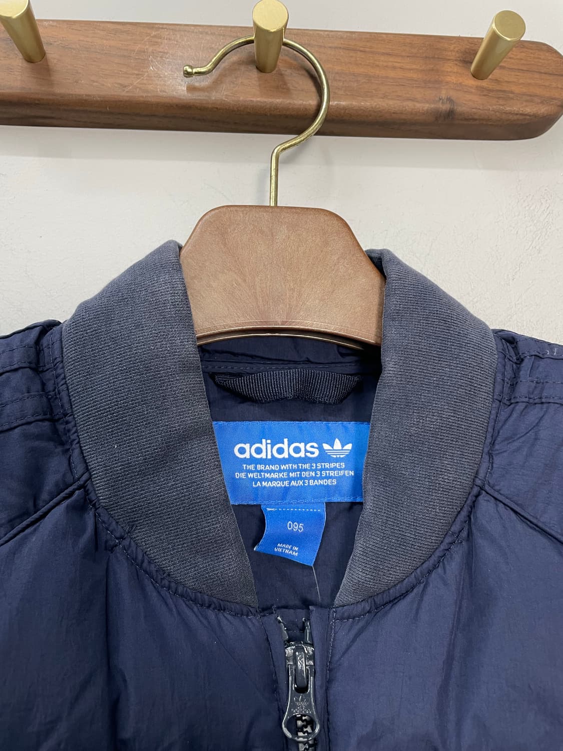 아디다스 SST 네이비 다운 패딩 H1358 상품이미지6