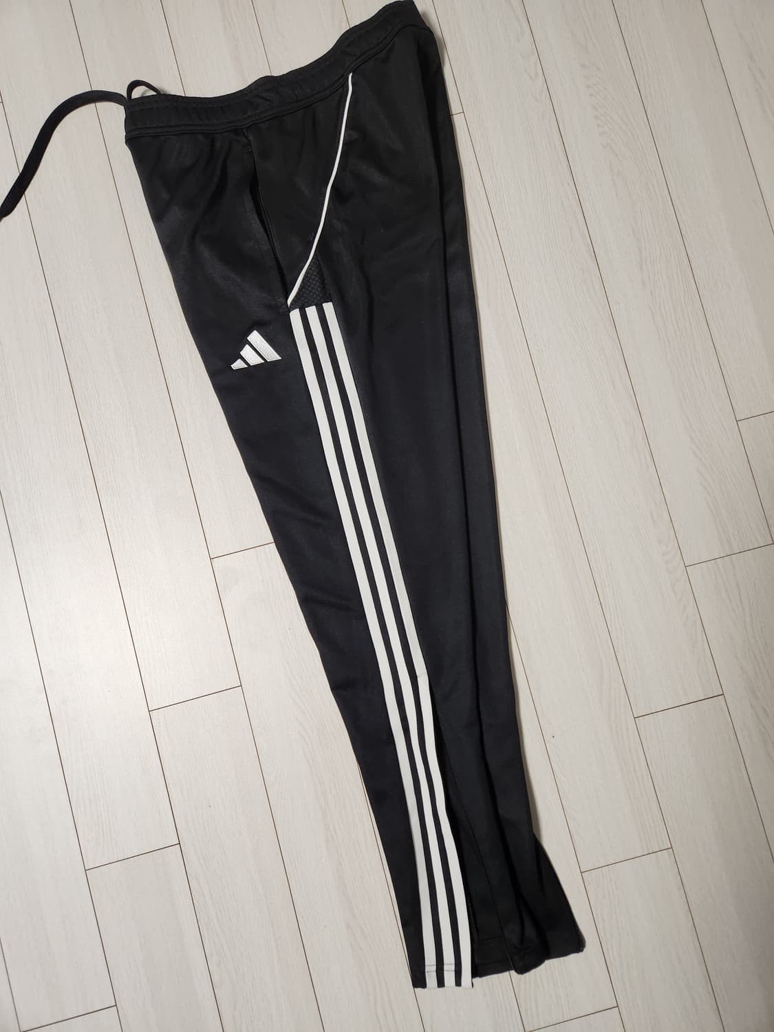 새상품급)아디다스 TIRO23 L TR PNT 트레이닝 팬츠 사이즈s 상품이미지1