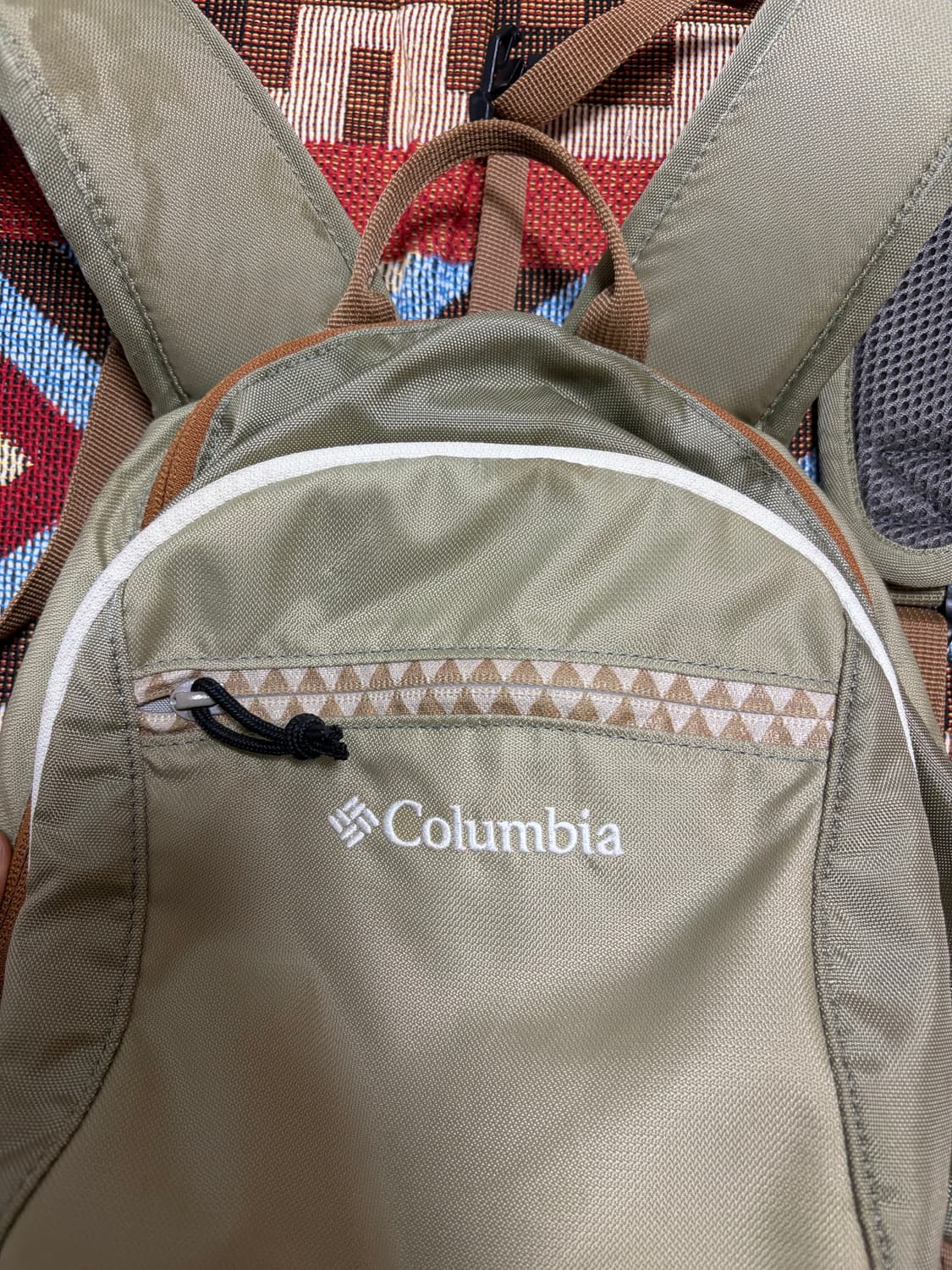 콜롬비아 캐슬락 15 카키 등산 백팩 상품이미지4