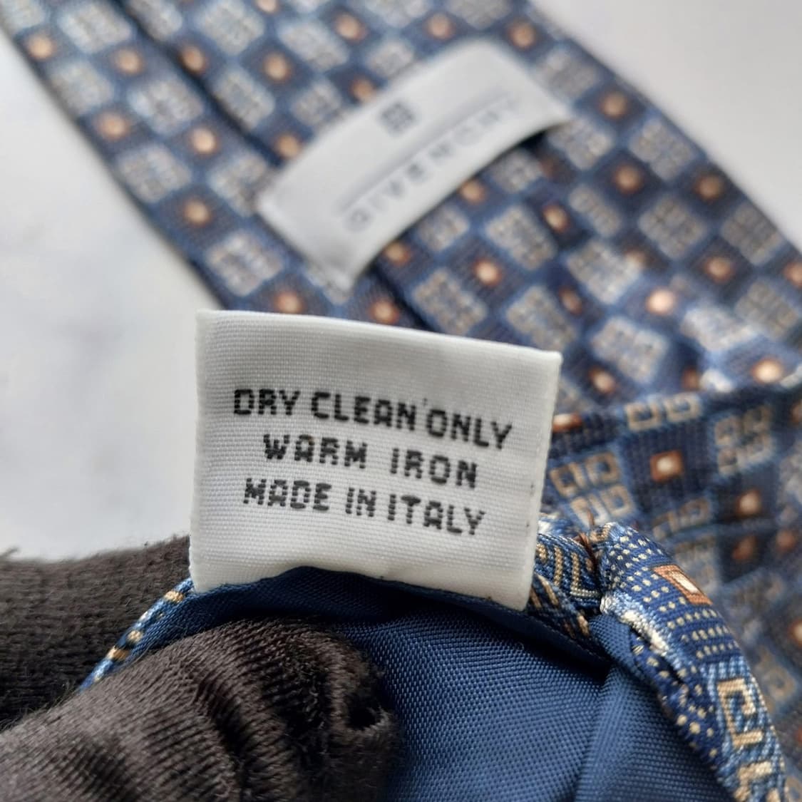 지방시 실크 블루 로고 패턴 넥타이 9.8cm A+~A등급 K2451
 상품이미지9